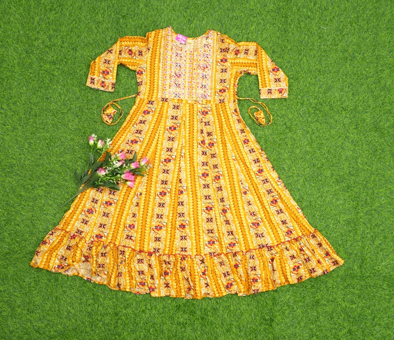 Long frocks in outlet yellow colour