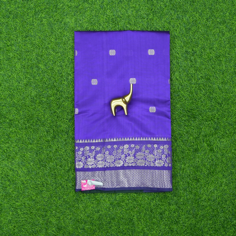 Dark Violet Color Daily Wear Saree With Traditional Zari Border