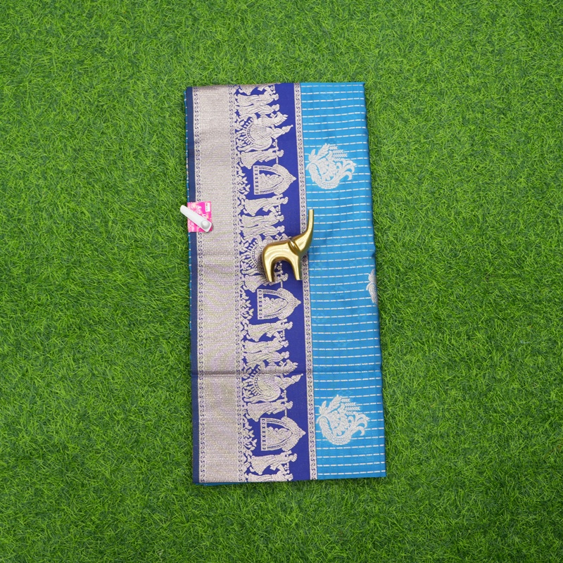 Sky Blue and Navy Blue Traditional Checks and Contrasting Border Fancy Saree