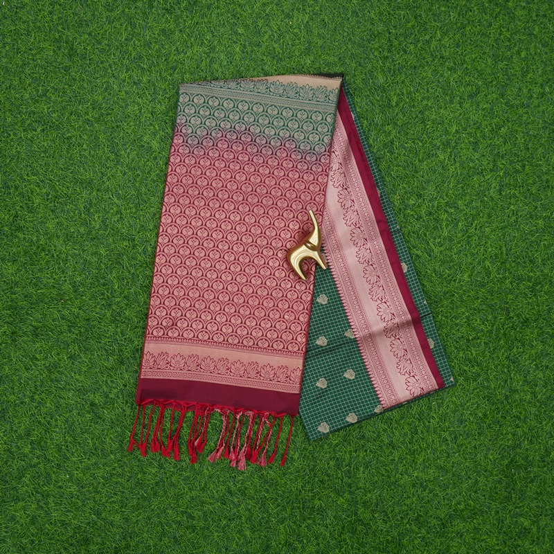 Bottle Green and Maroon Color Traditional Kanjivaram Art Fancy Saree