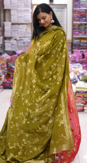 3 2480 Mehendi Green Color Floral Embroidered Georgette Fancy Saree