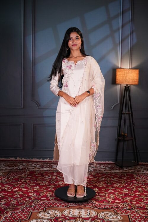 Pearl White Designer Floral Embroidered Party Wear Kurti Set